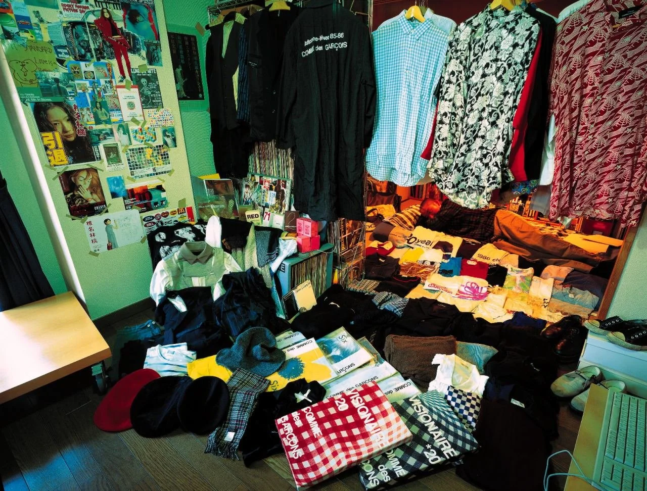 Kyoichi Tsuzuki's Happy Victims - Fashion Shrines in Tiny Spaces